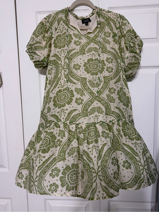 Gigio Dresses & Skirts - GiGiO USA green and cream floral boho dress size M